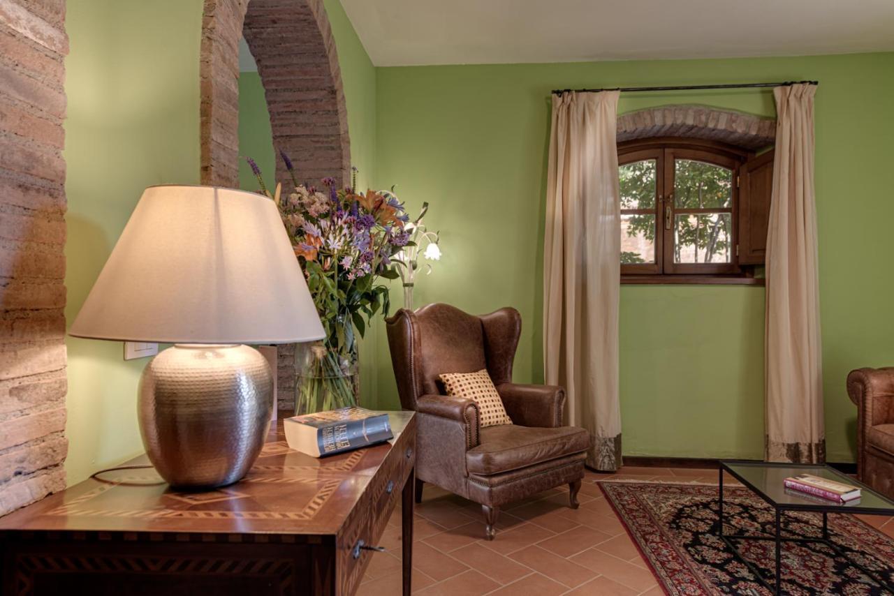 Campomaggio & Hotel 4*